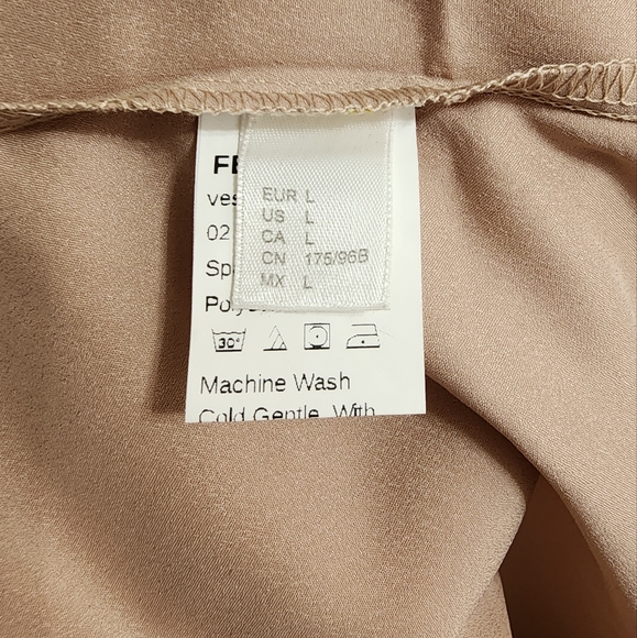 Nude beige satin cami with ruffle trim size L - Picture 3 of 5